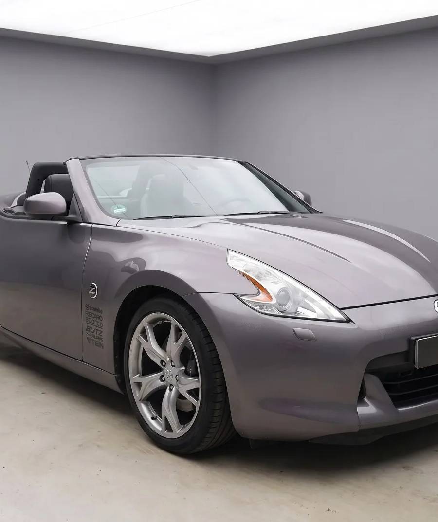 NISSAN 370Z